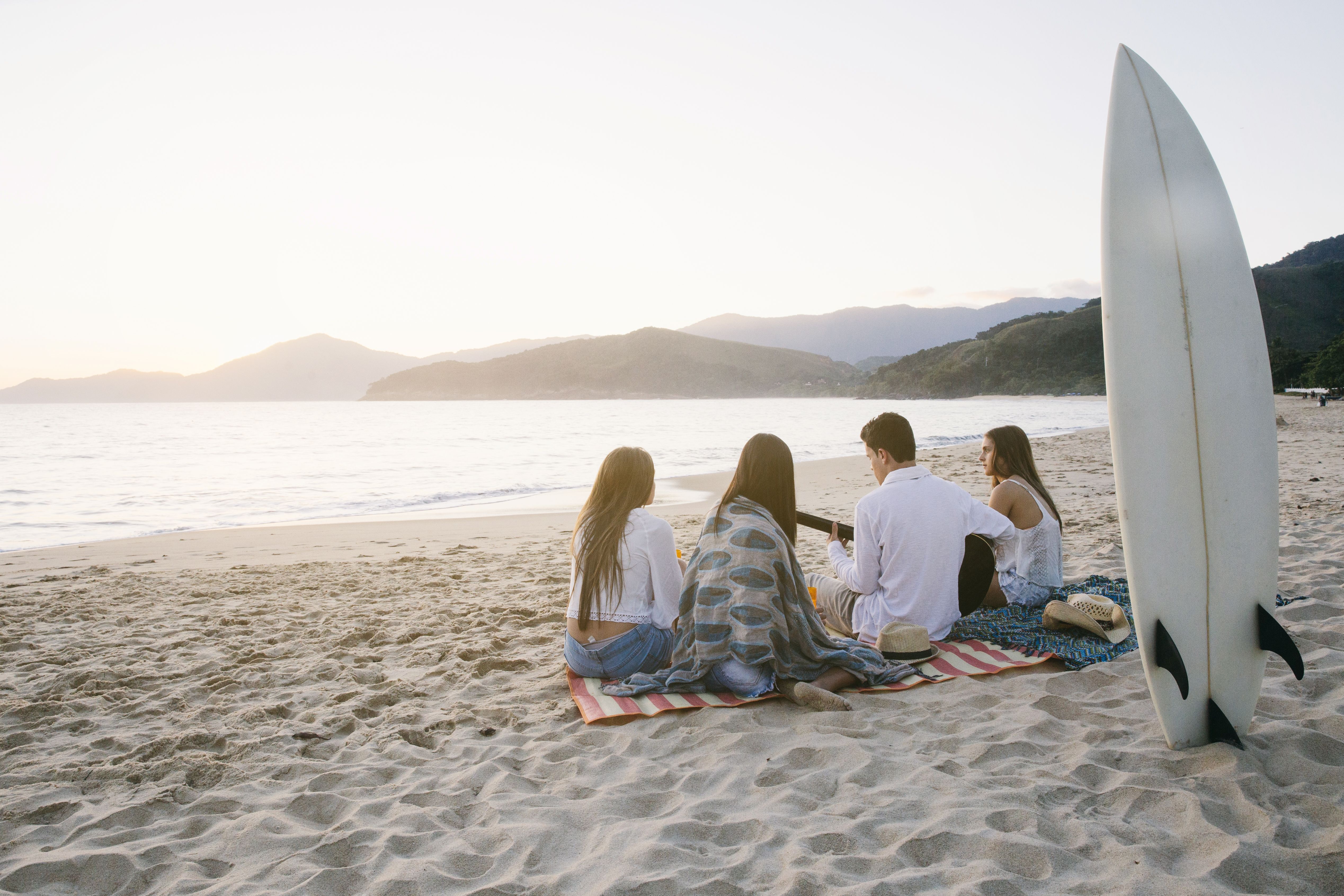 SURFUJ A UČ SE ŠPANĚLSKY